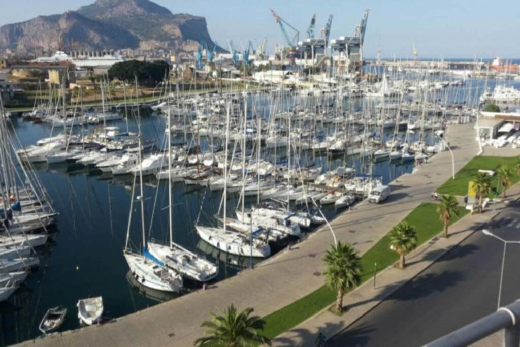 Apartment Piazza Marina Palermo