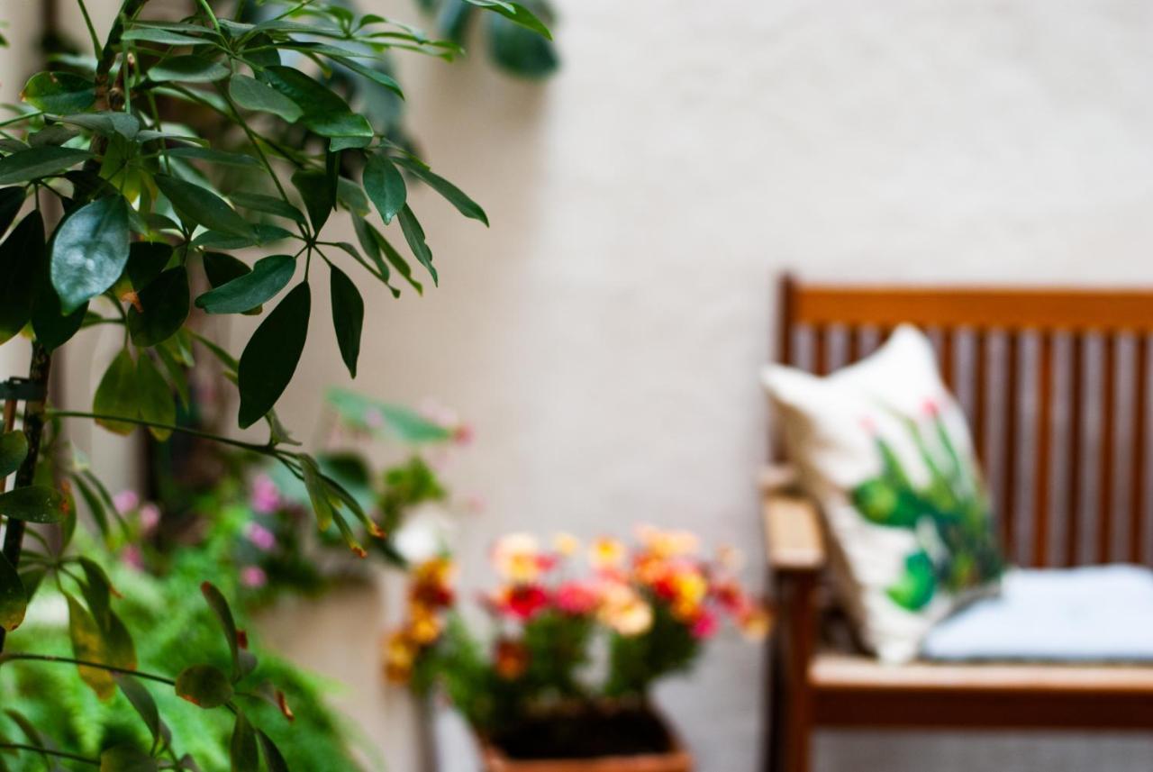 Carella Bed & Breakfast