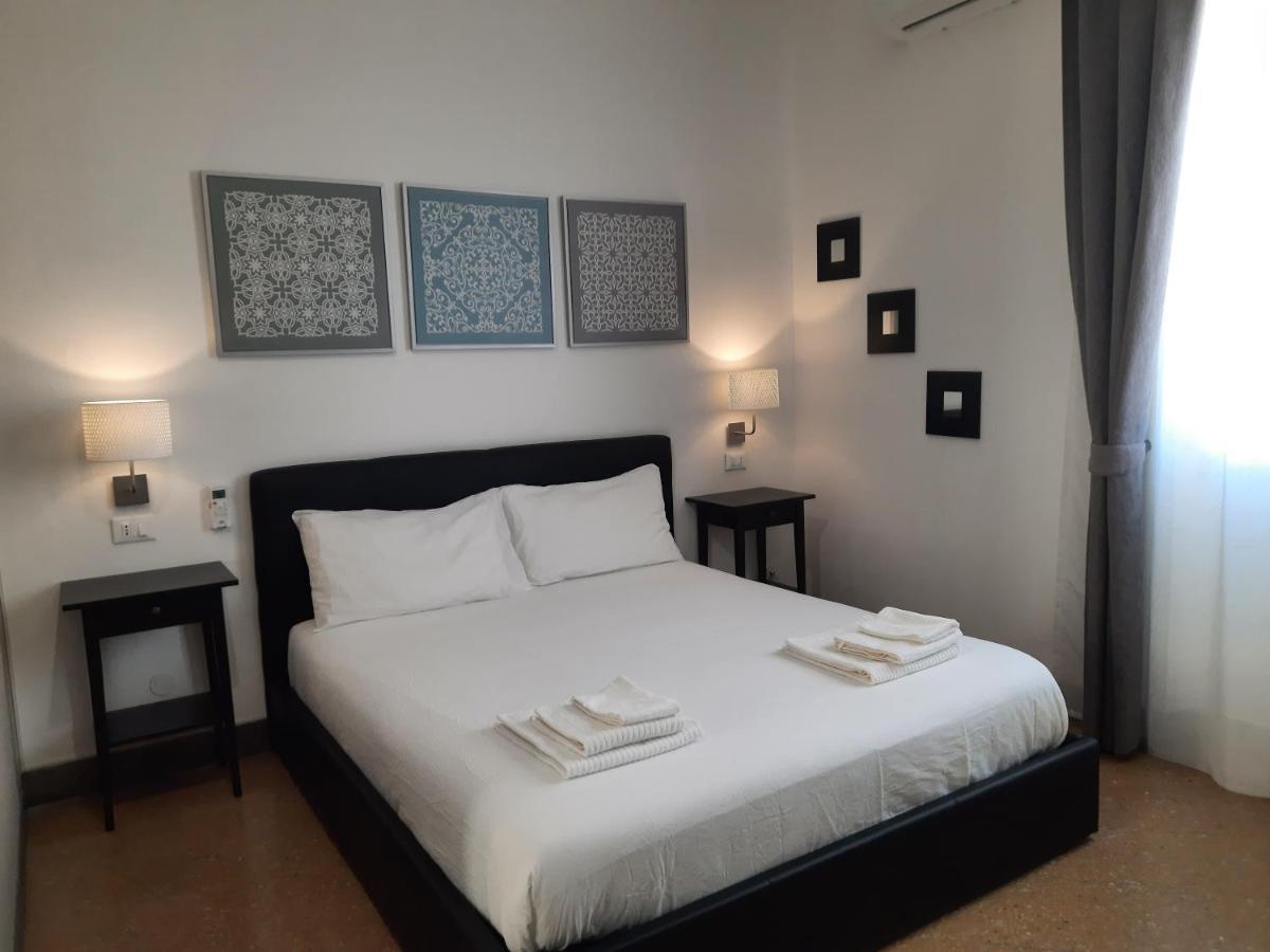 Bed & Breakfast Centre