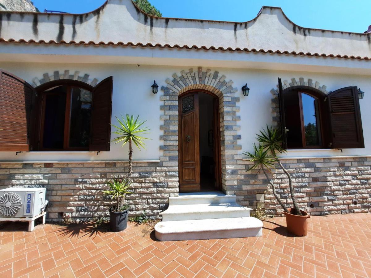 House Baldanza By The Sea Villa