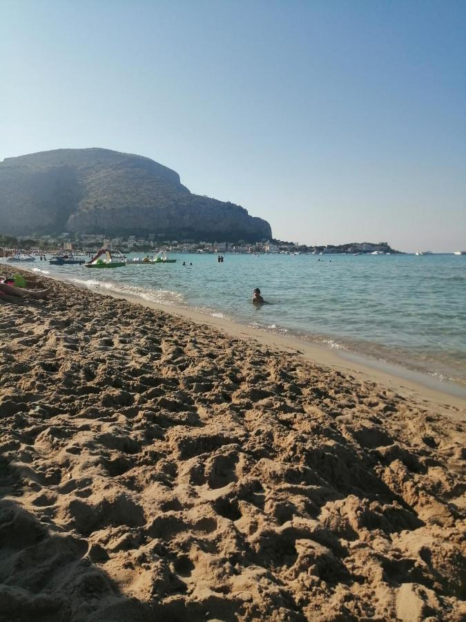 Casa Vacanza Mondello Relax *