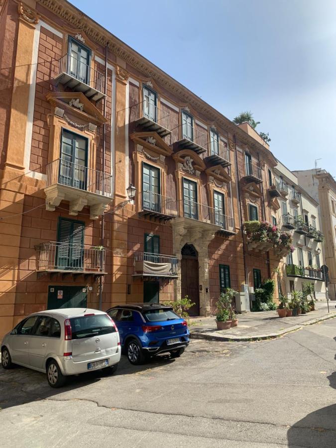 Kemonia Apartment *
