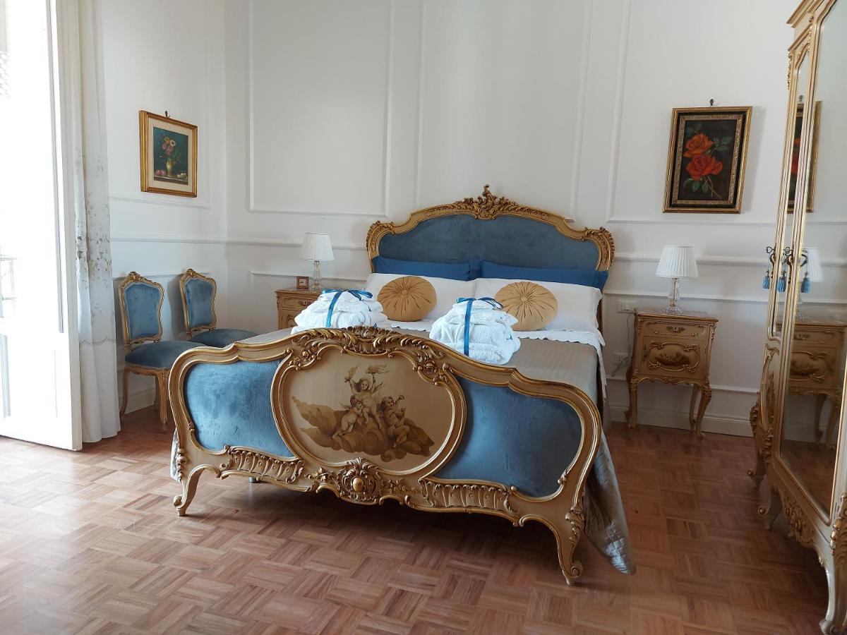 Le Rose Di Nonna Maria, Di Lusso In Centro Citta Apartment *