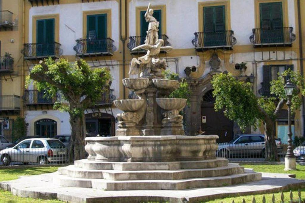 Apartment Piazza Marina Open Space Palermo