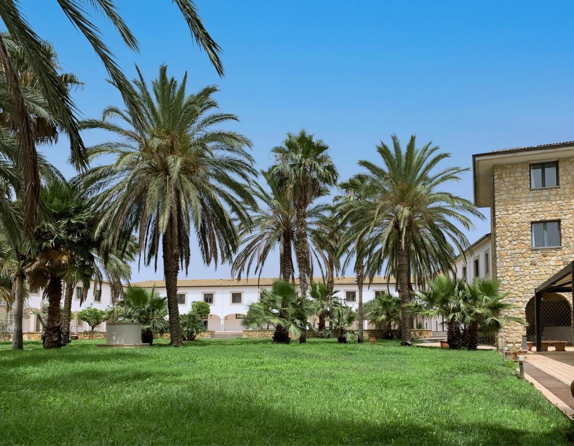 Al Balhara & Hotel Palermo