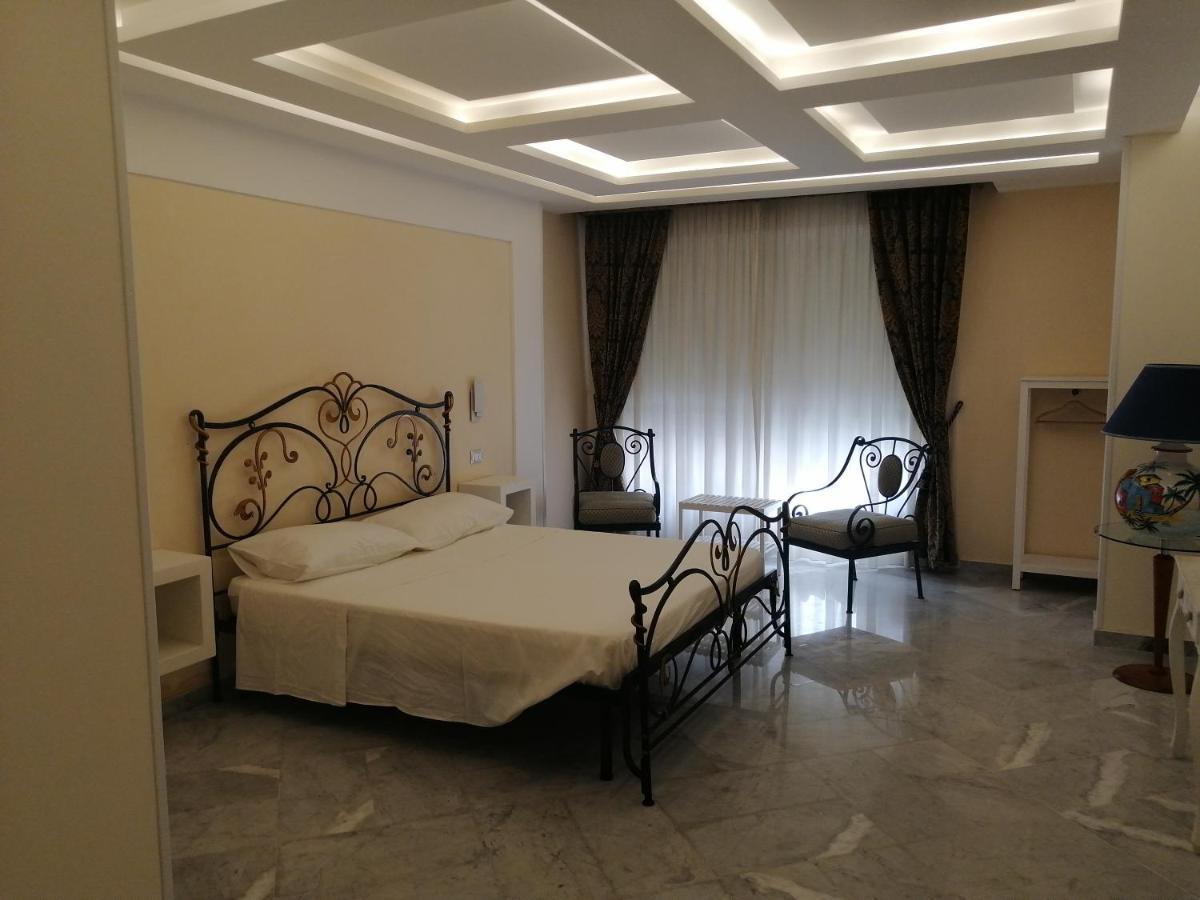Federico 70 Zaffiro Luxury Hotel cápsula