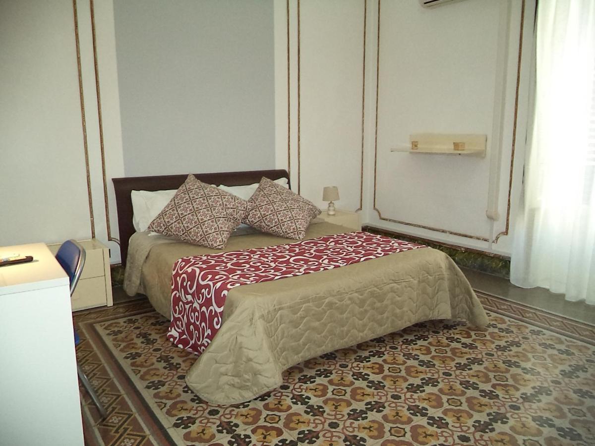 Locami Holiday&rooms Stabile 105 * Palermo