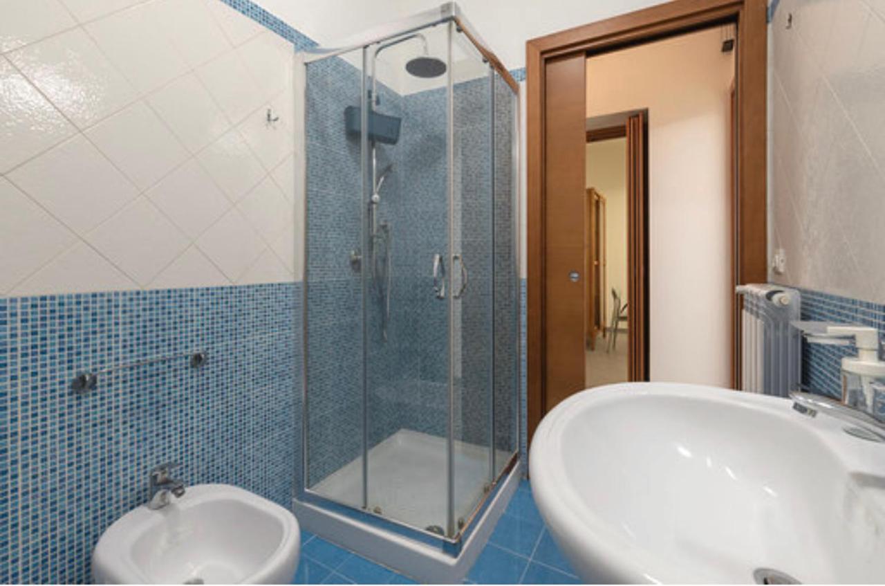 H Urban Apartment *