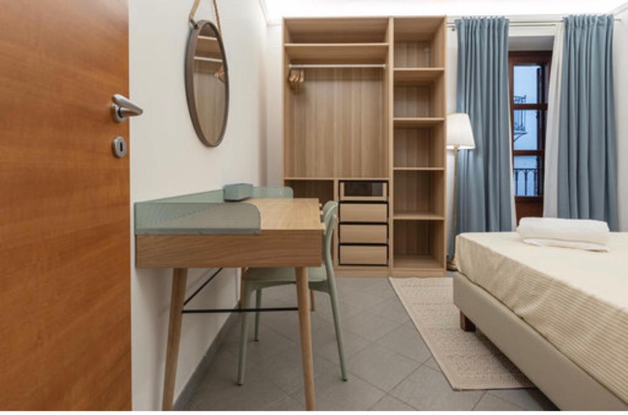 H Urban Apartment