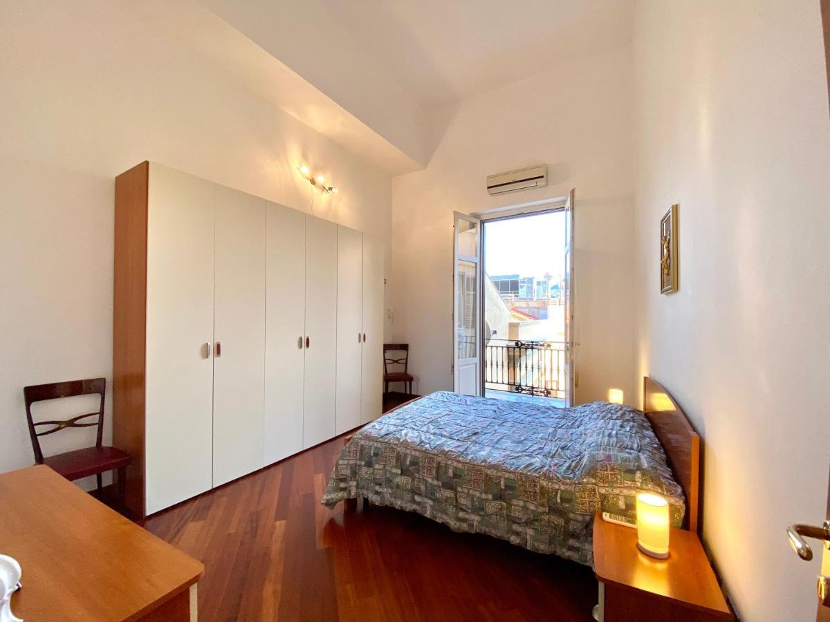 Elegante In Centro Apartamento *
