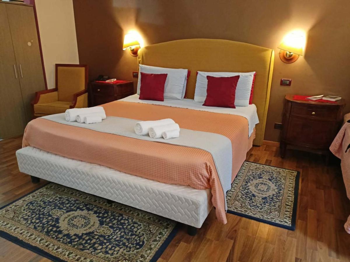 Apartment Casa Rotre In The Historic Center Of Palermo