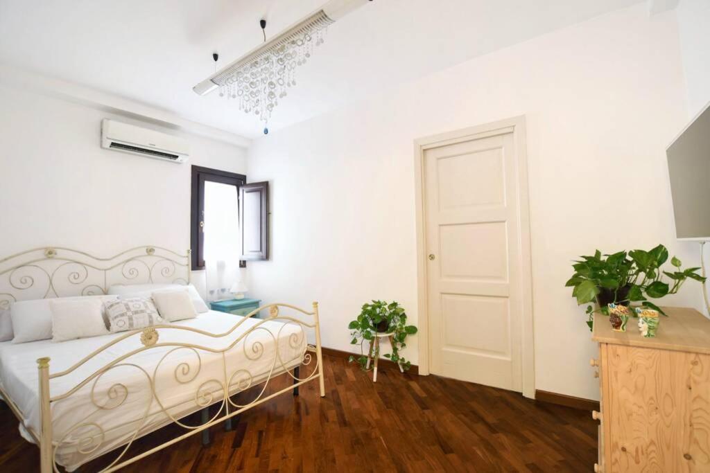 Iflat Casa Principe City Center Near The Sea Appartamento