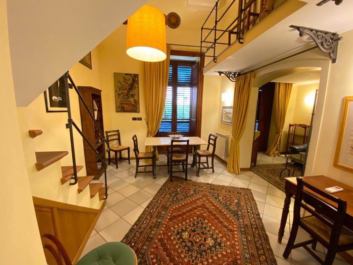 Voile Rouge Apartment Palermo