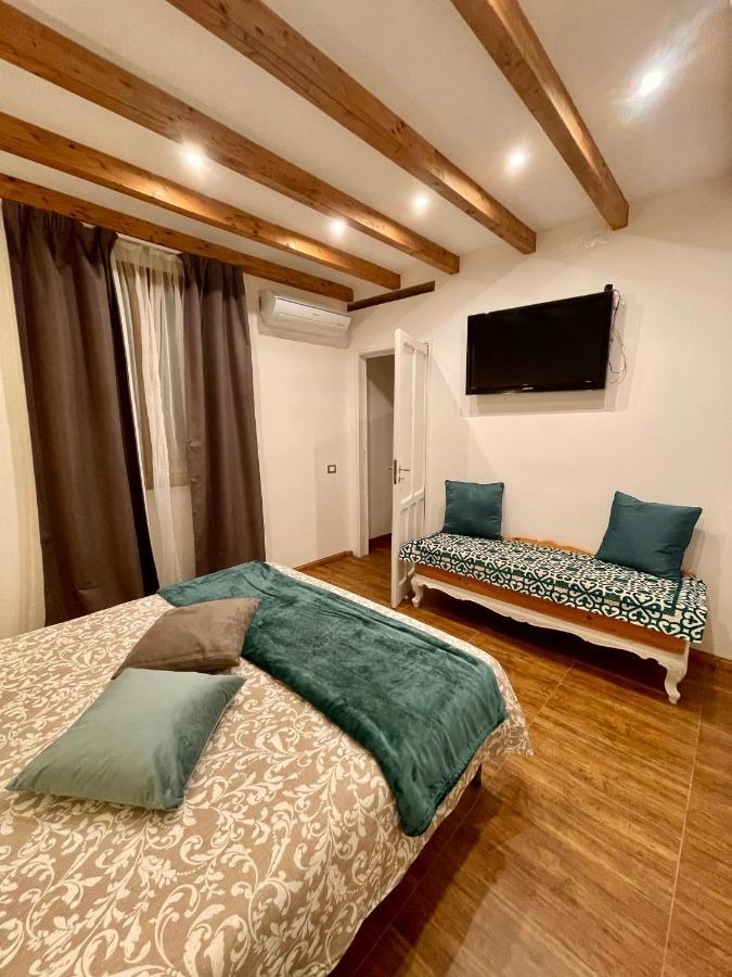 Appartamento Interno12 *
