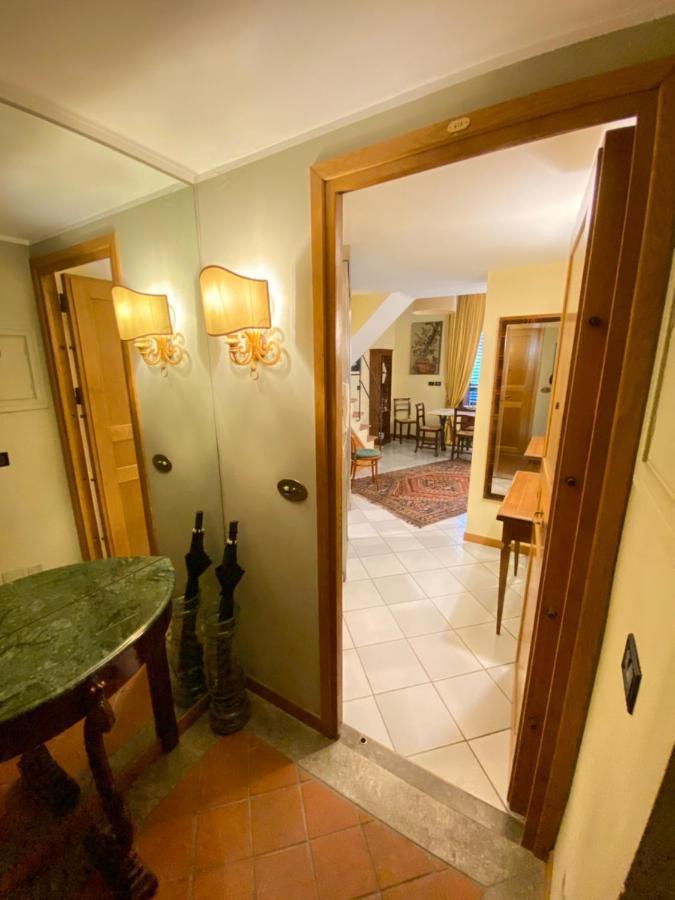 Voile Rouge Apartment Palermo