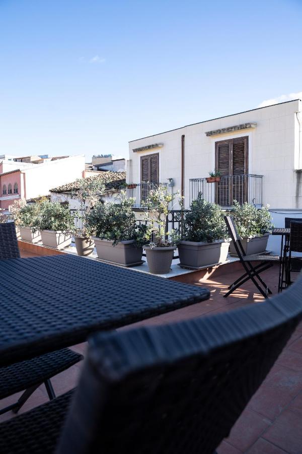 Vespri Apartment *