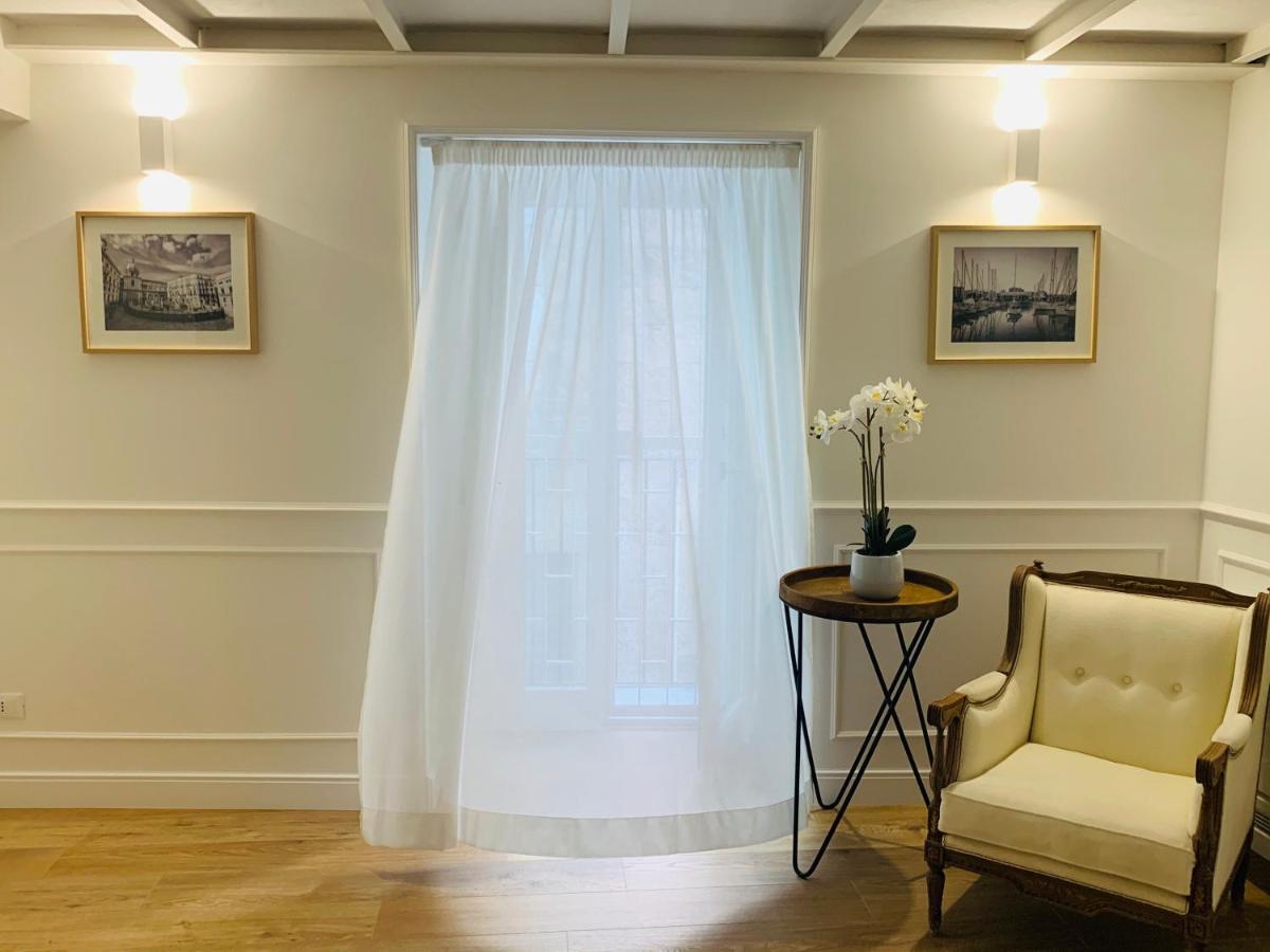 Palazzo Del Poeta - Dimora Contemporanea 2*