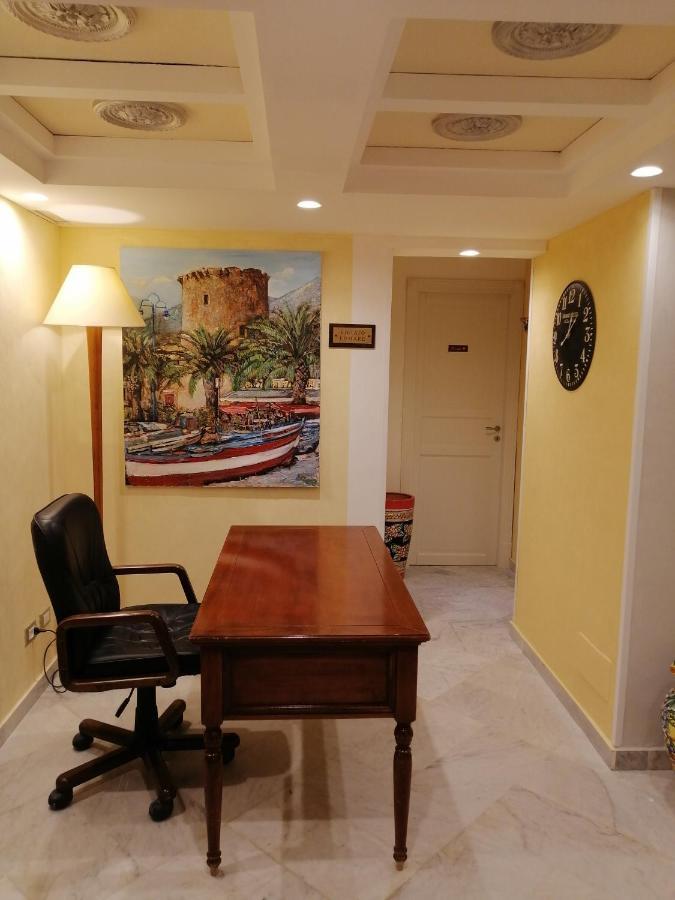 Hotel cápsula Federico 70 Zaffiro Luxury