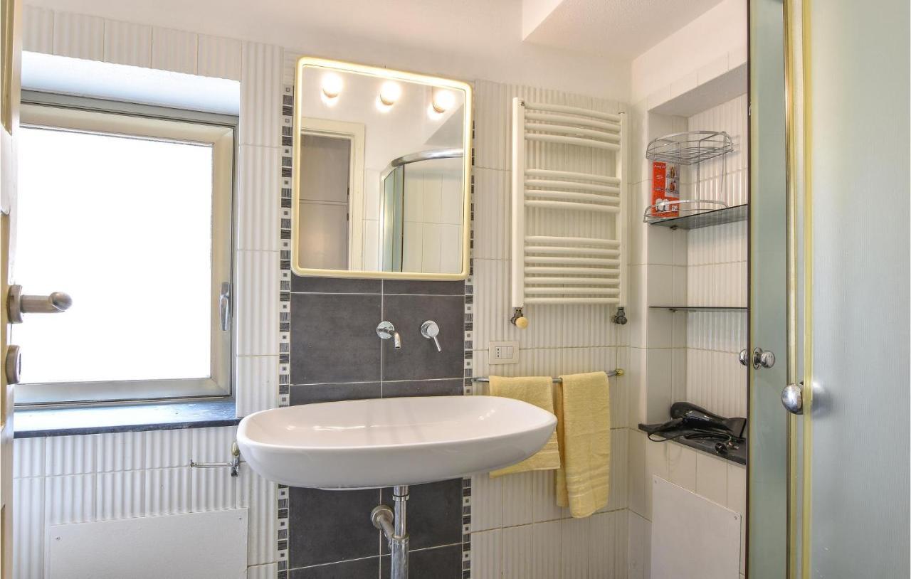 In With 2 Bedrooms And Wifi