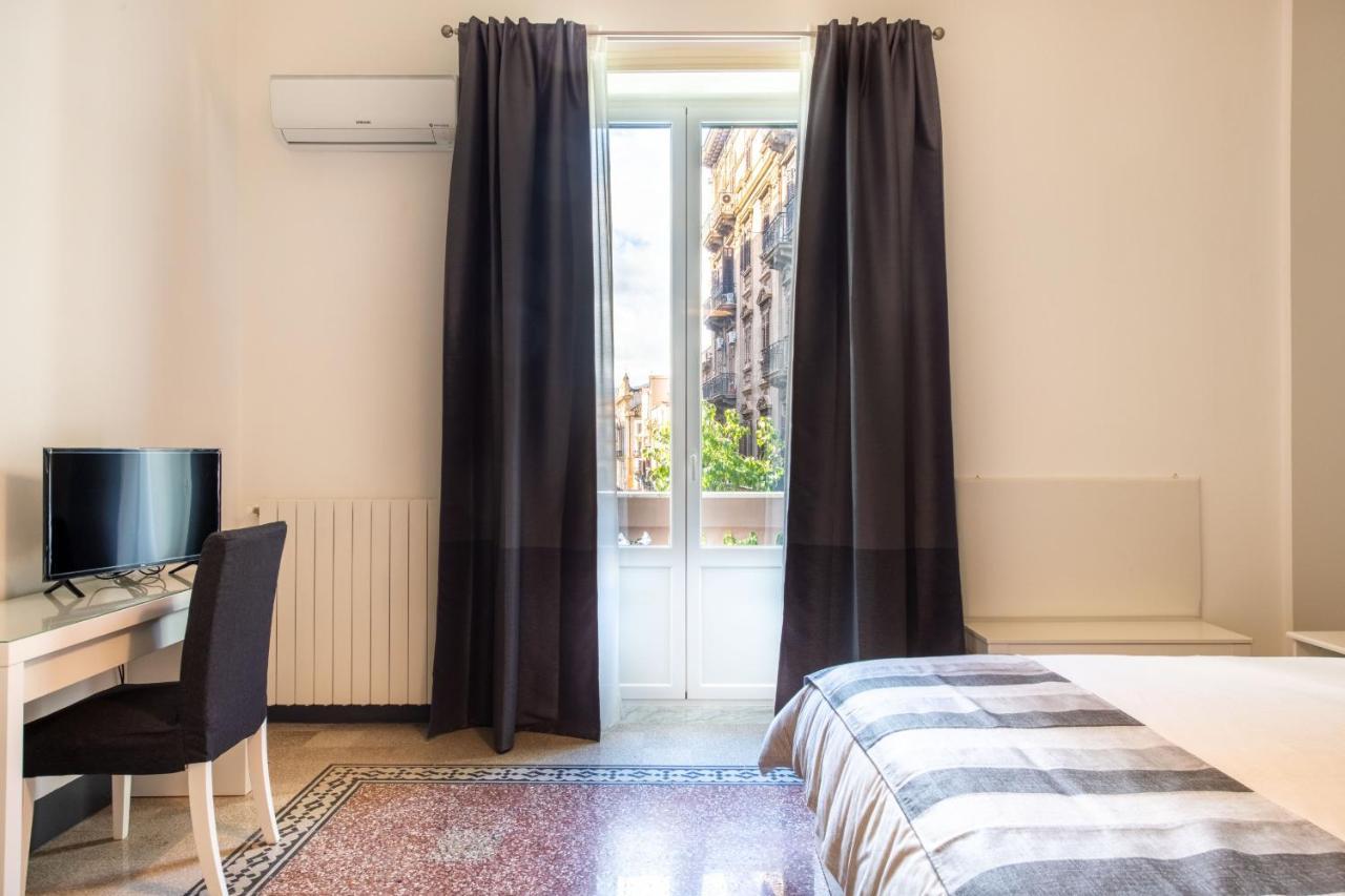 Casa Rorro' Nei Pressi Di Via Roma By Wonderful Italy Apartamento