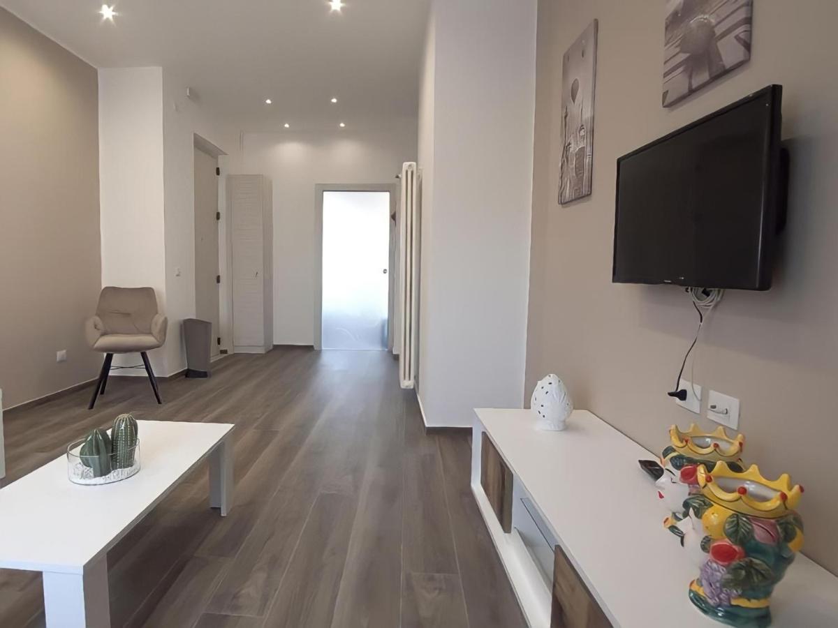 Guest house Garibaldi 29 - Piazza Marina A - In Pieno Centro.