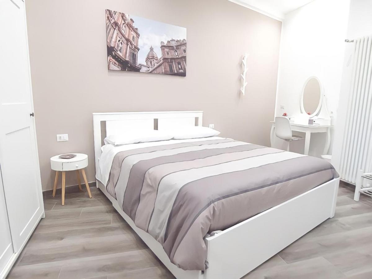 Garibaldi 29 - Piazza Marina A - In Pieno Centro. Guest house 2*