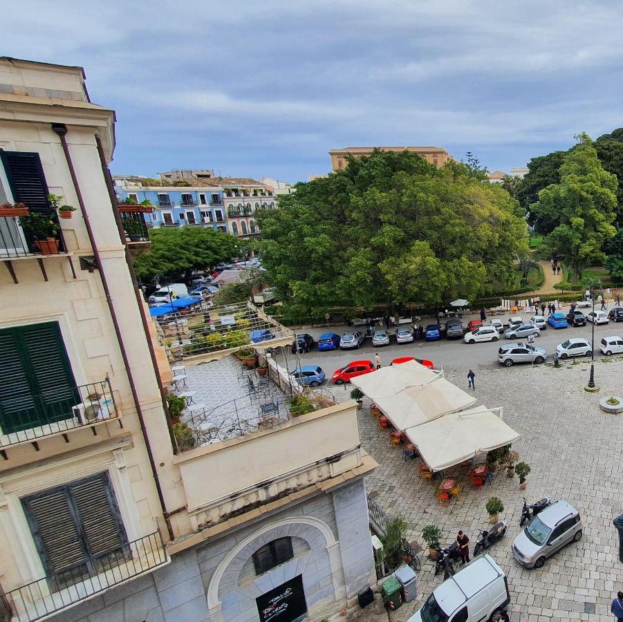 Guest house Garibaldi 29 - Piazza Marina A - In Pieno Centro. 2*