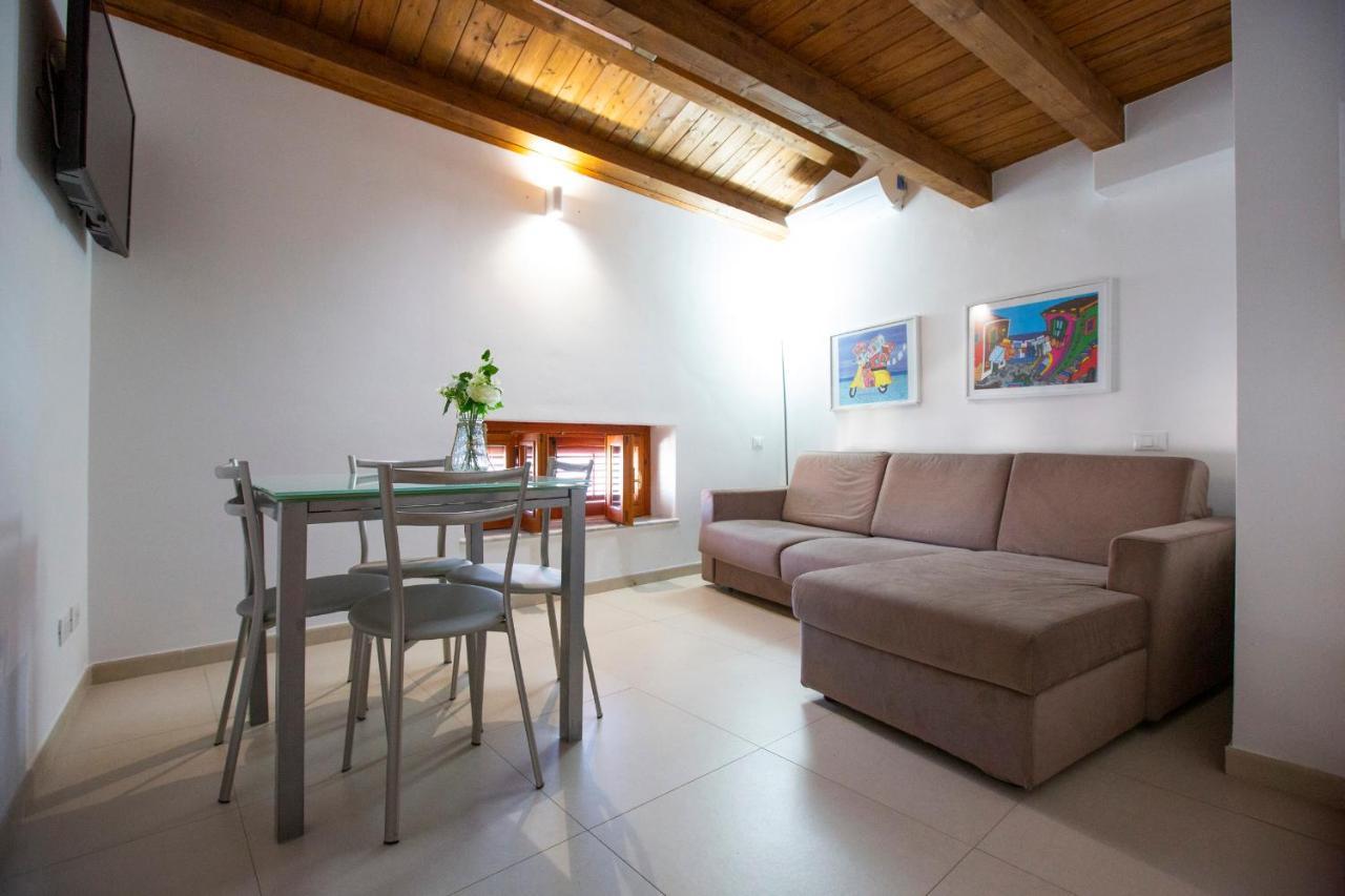 Apartment Papyri *