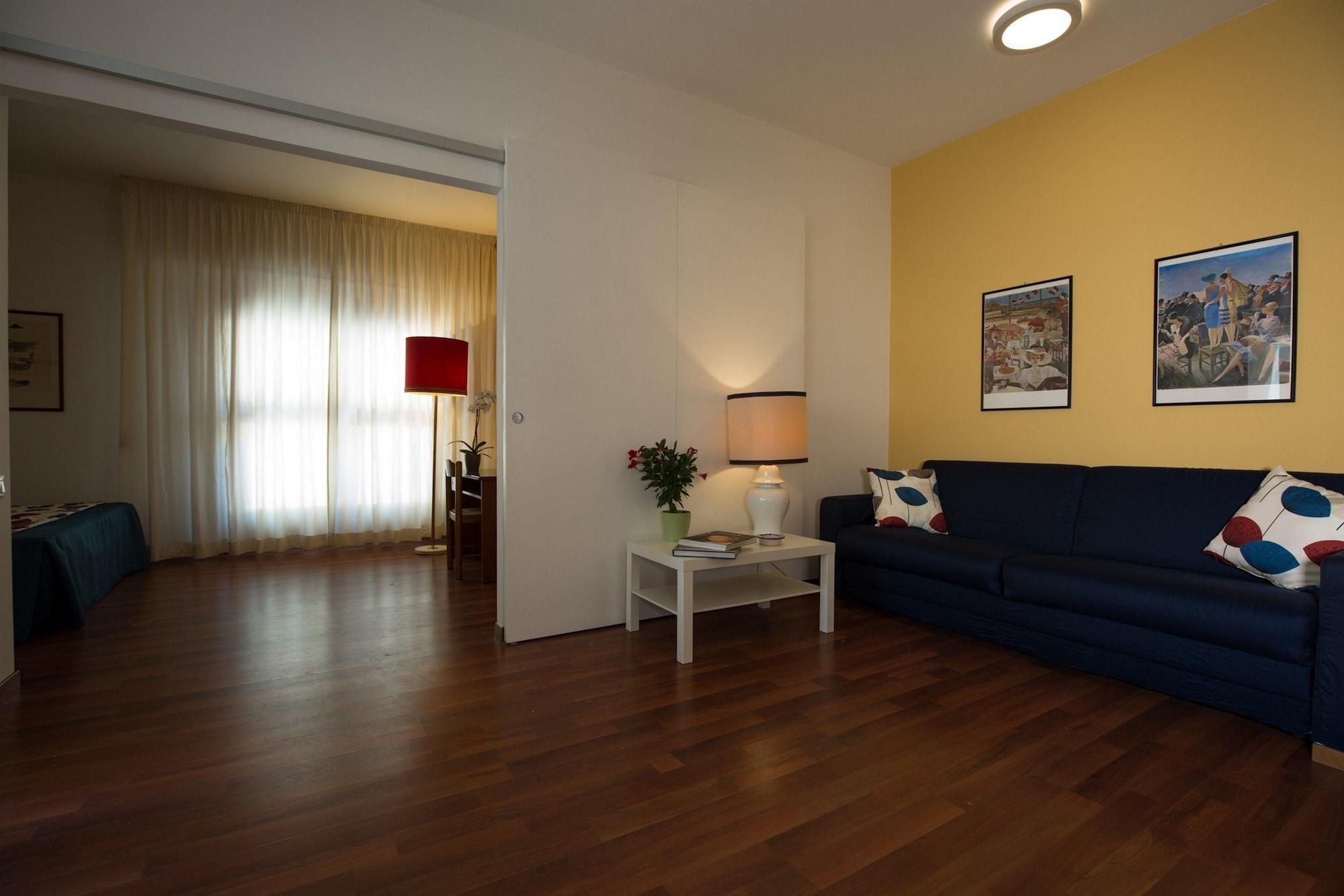 Aparthotel Marbela & 3*