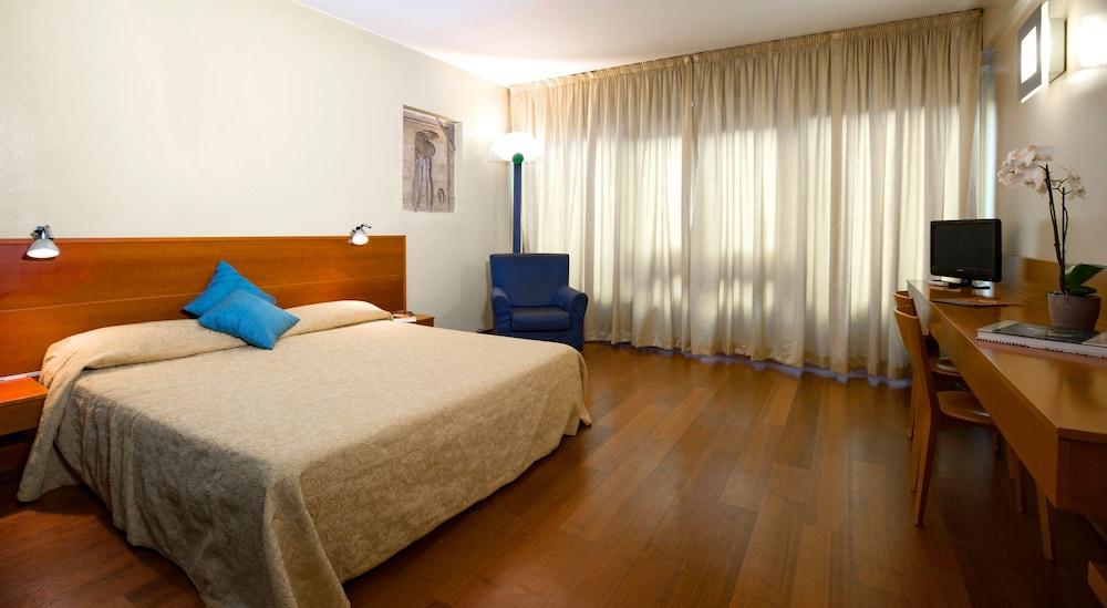 Marbela & Aparthotel Palermo
