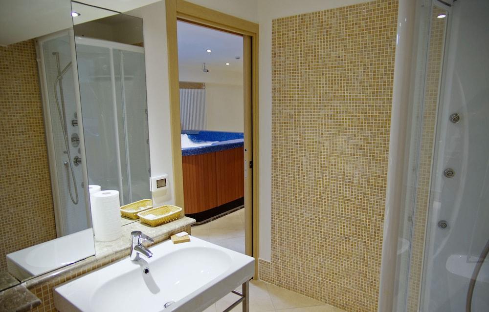 Bb 10 Serpotta - Palazzo Riolo & Restaurant 3* Palermo