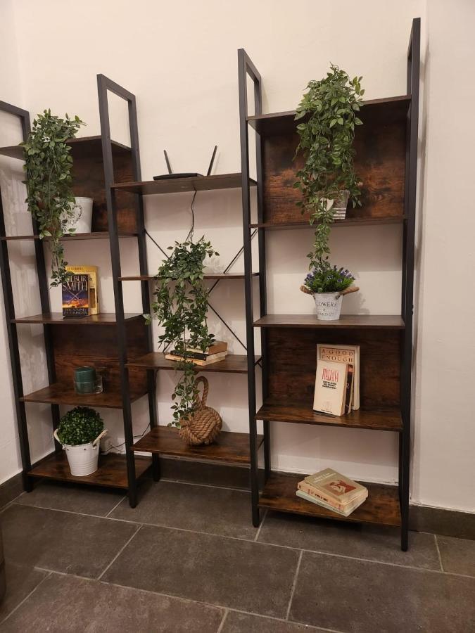 Giovenchi's Apartment *
