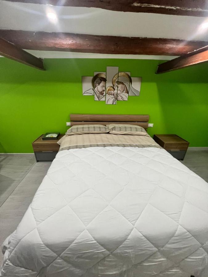 La Casetta De Leon Apartment