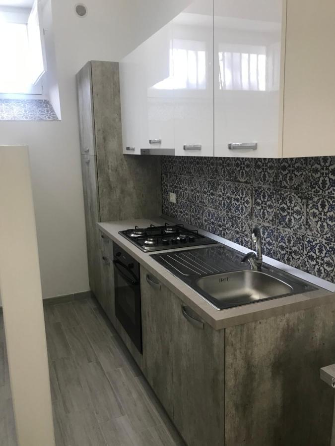Monovano Libertà, 62 *