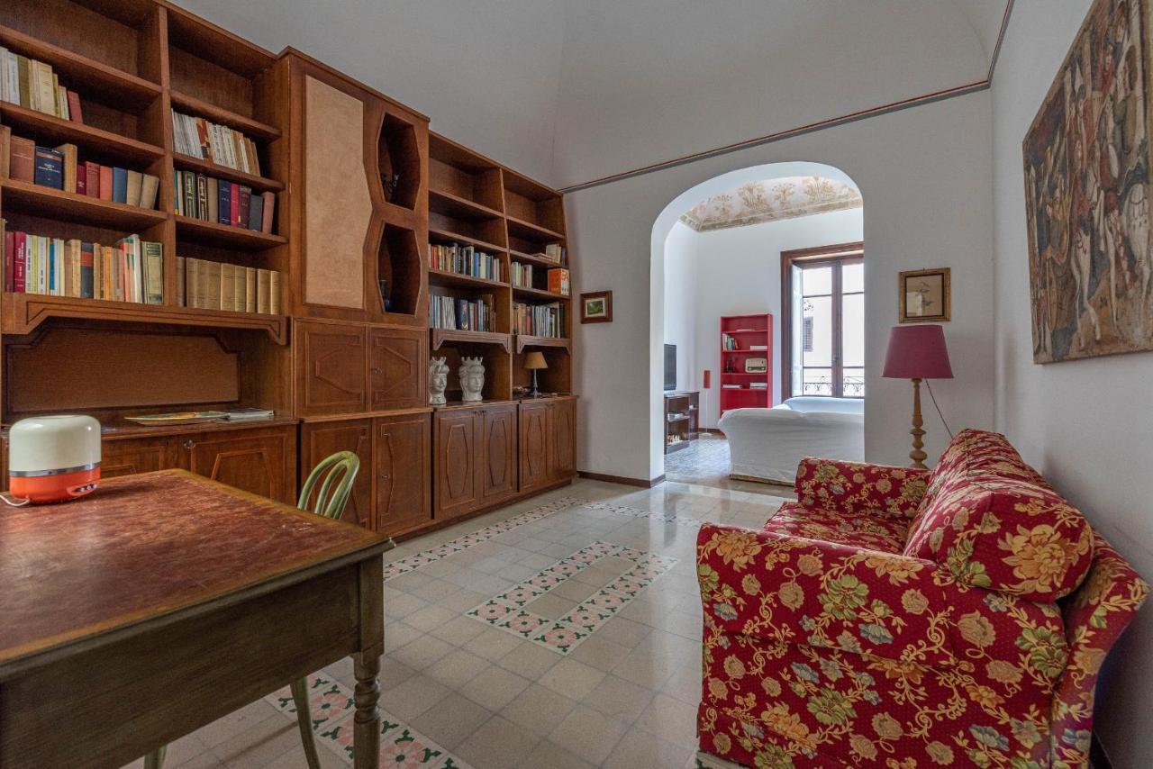 Apartment Casa Albanese Con Affreschi By Wonderful Italy Palermo