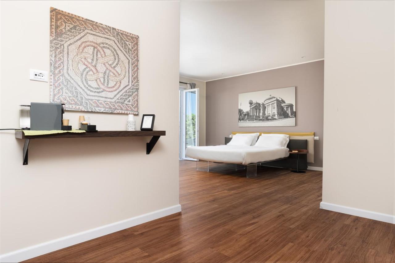 Affittacamere Al Centro Di Con Terrazza Privata *