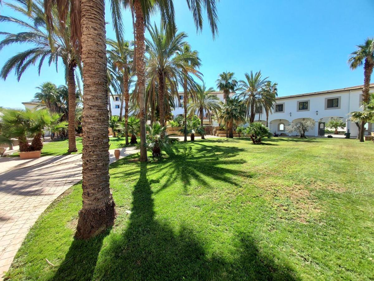 Resort Al Balhara Suites & 5*