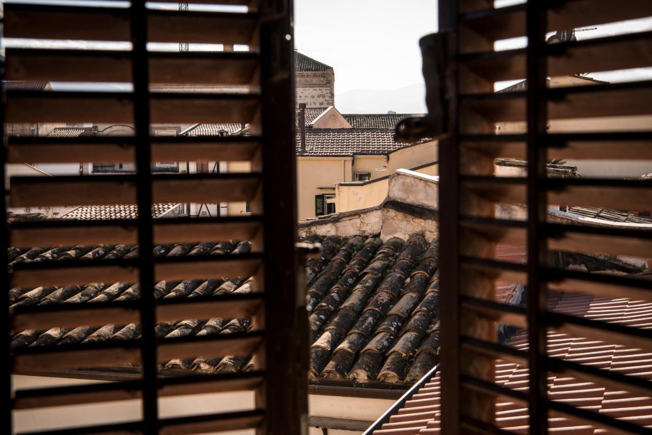 Torremuzza - Charming House In The Heart Of With Lovely View Palermo