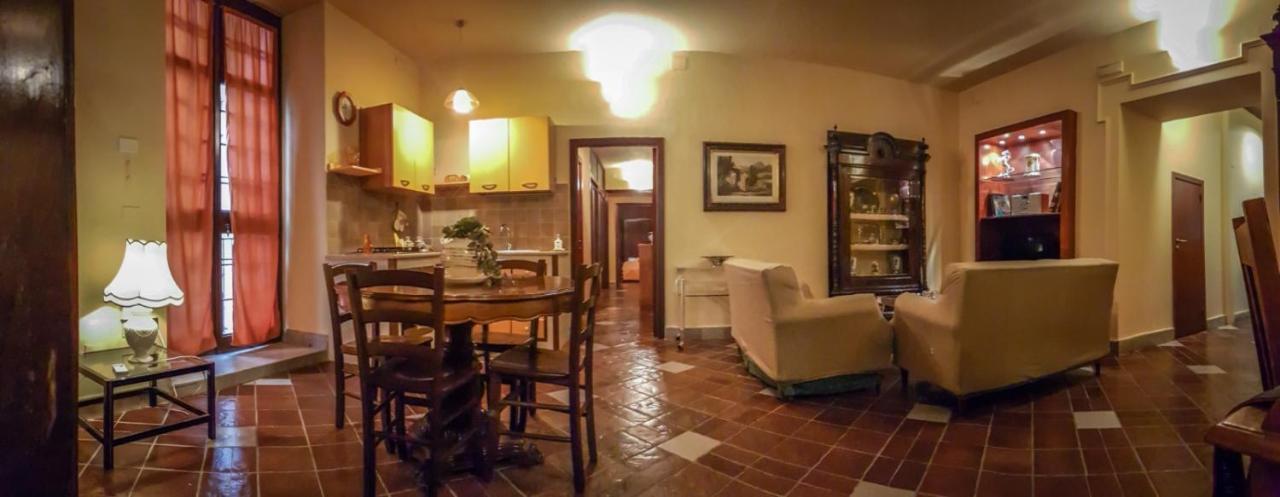 Massimo Teather Apartment