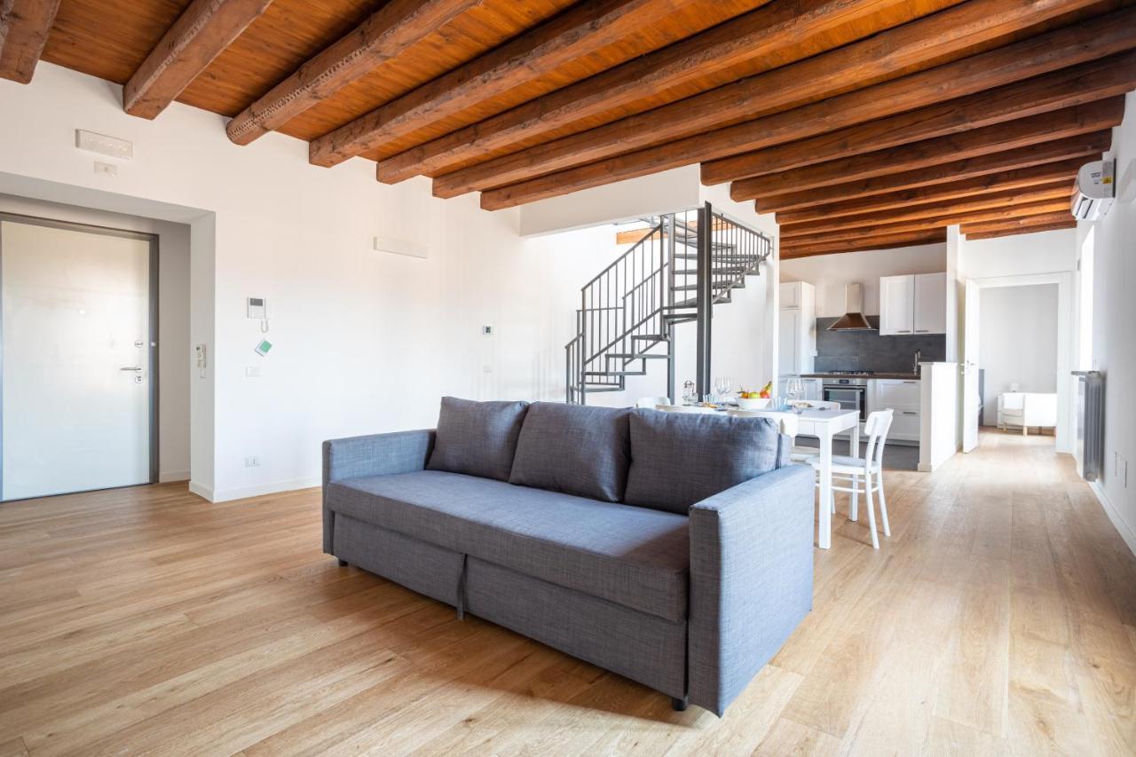 Blu - Palazzo Del Buon Pastore Apartment *