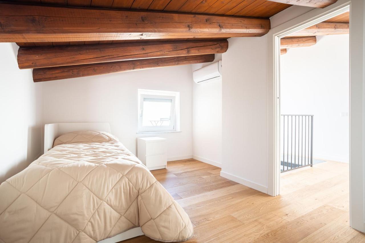 Blu - Palazzo Del Buon Pastore Apartment
