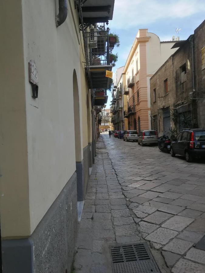 Atoca1 - Vedi Anche Atoca2 E Atoca3 * Palermo