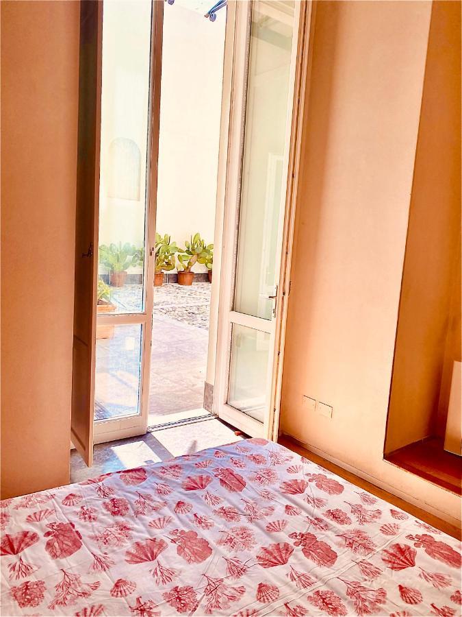 Lancia Di Brolo Appartamento Palermo