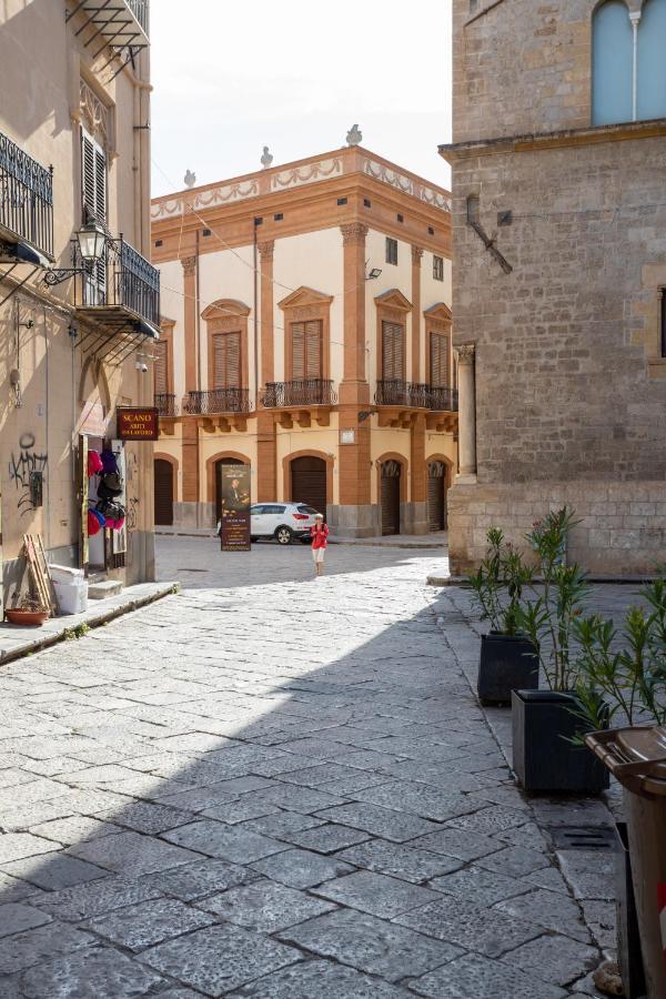 Blu - Palazzo Del Buon Pastore * Palermo