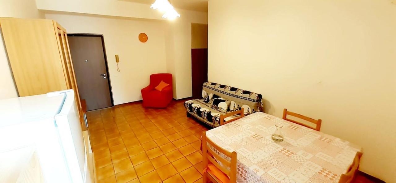 Civico 85 * Palermo
