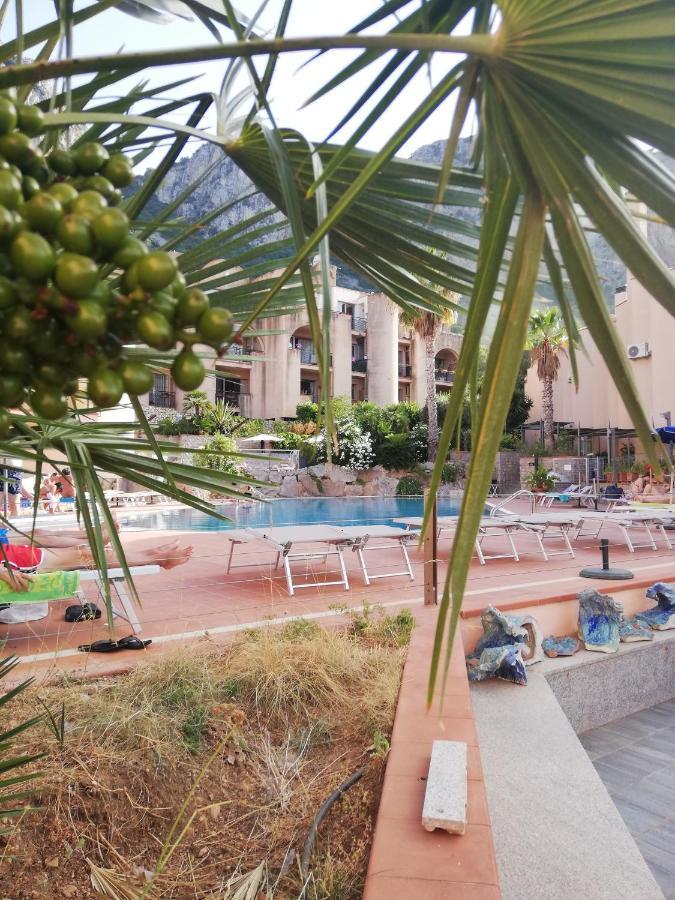 215 Addaura Luxury Hotel