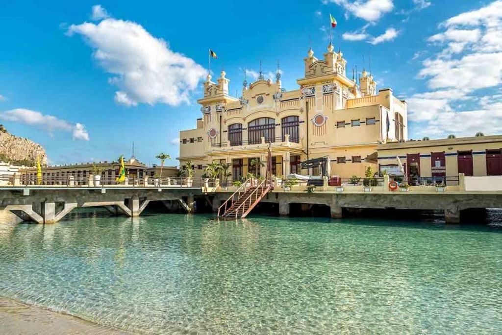 Al Balhara & Hotel