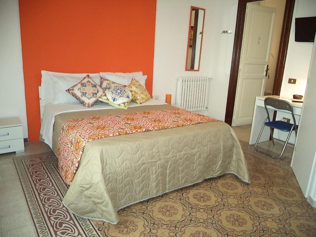 Locami Centro Guest house