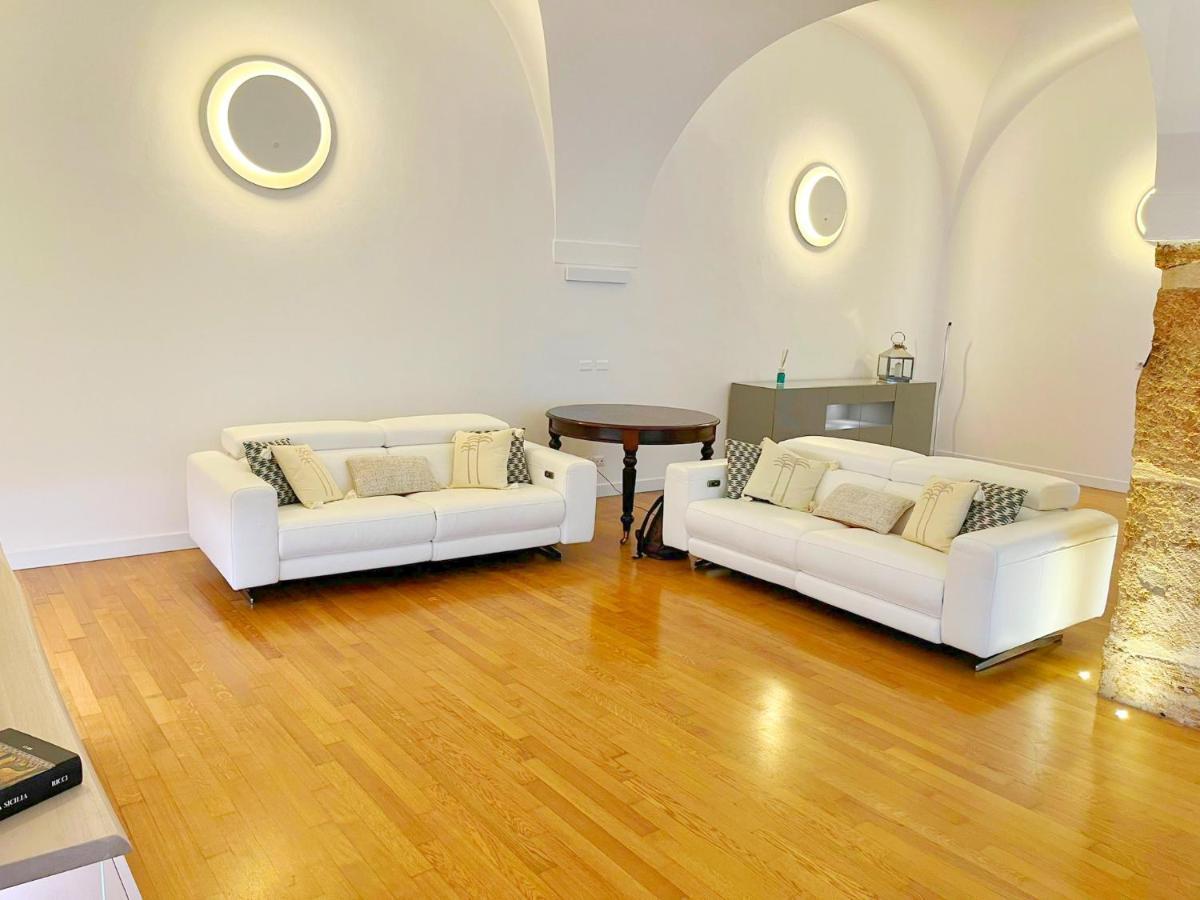Giardino Segreto Luxury Apartment