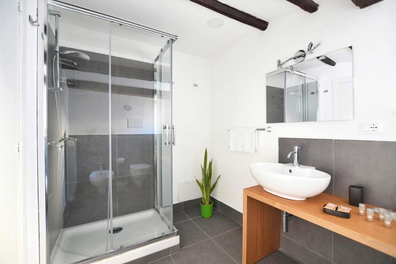 Apartment Iflat Residenza Liberta Ai Giardini Del Centro